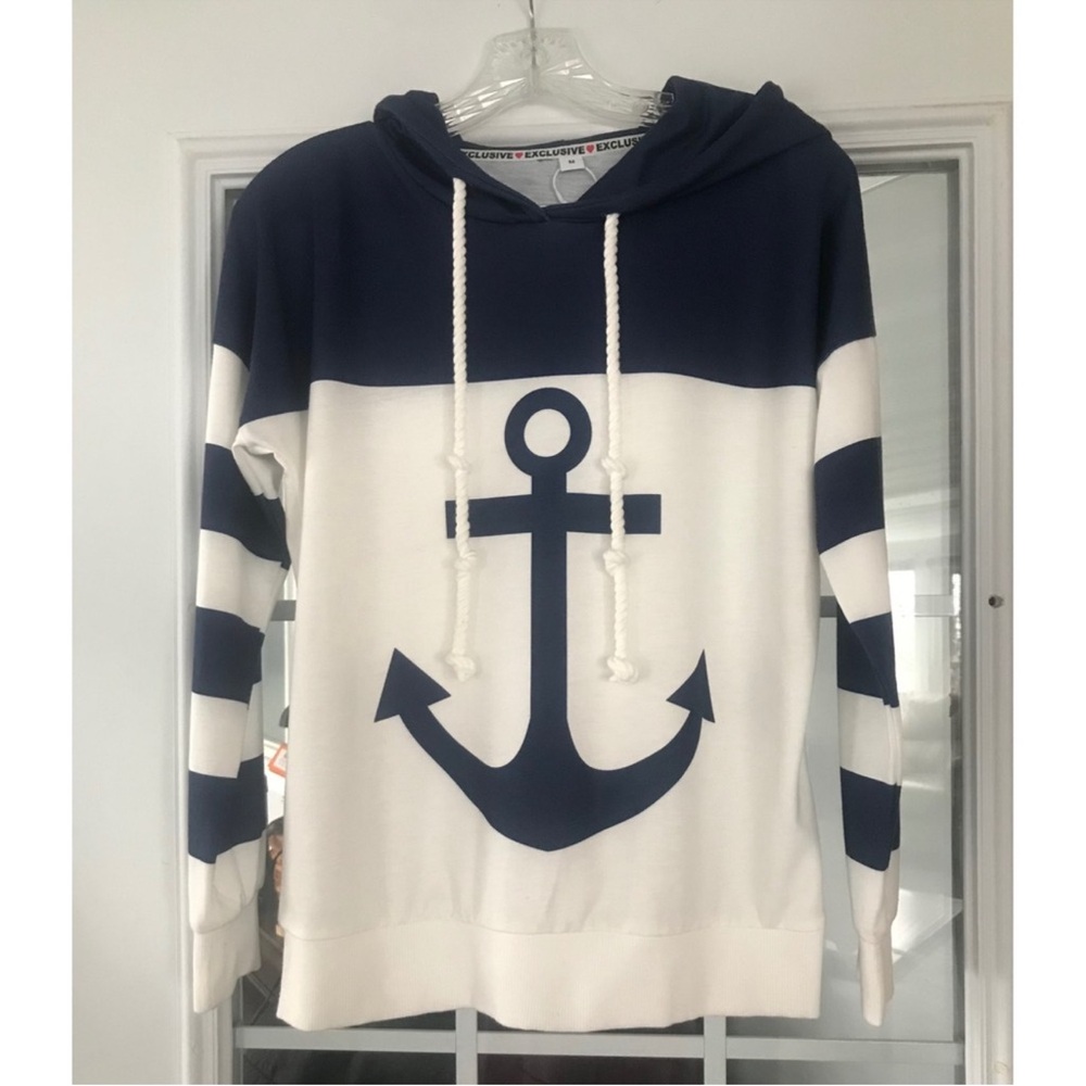 Exclusive Anchor Graphic Navy White Striped Sleeve Hoodie Size M